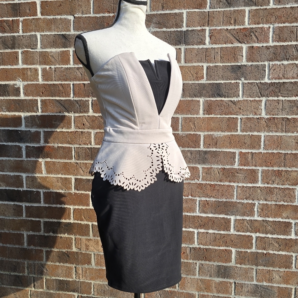 Lipsy Strapless Colorblock Peplum Bodycon Dress Beige Black Size 6 Cocktail